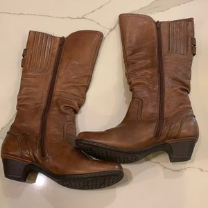 Cobb Hill by New Balance Brown Leather Boots 8.5